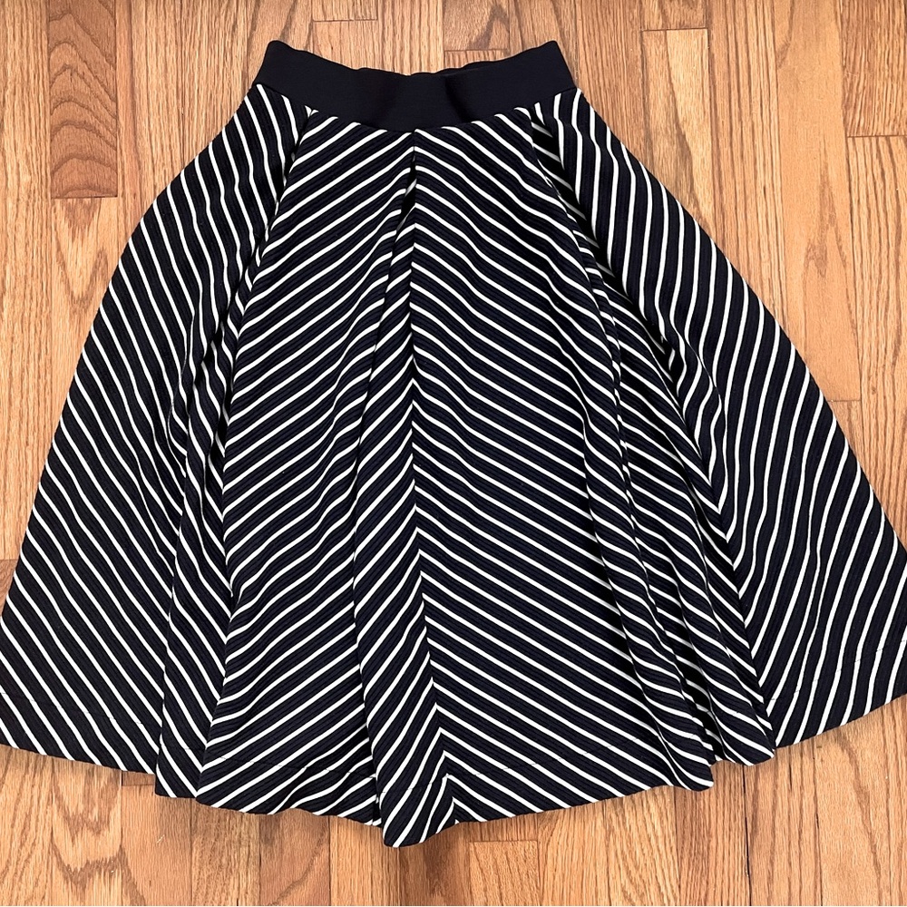 French Connection Navy and White Chevron A-Line Midi Skirt